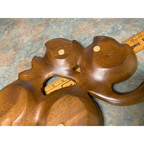 Vintage Wooden Serving piece Leaf Design - Picture 6 of 11